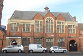Rockingham Road-Regent Street W M Chapel, facade of 1904 building, 11.1.2019 Rockingham Road-Regent Street W M Chapel, facade of 1904 building, 11.1.2019