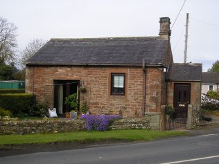 Welton WM Chapel from south, 30.4.2016 | G W Oxley